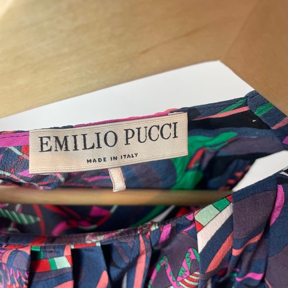 EMILIO PUCCI Dark Grasshopper Print Sleeveless Peplum Silk Top - Picture 6 of 9